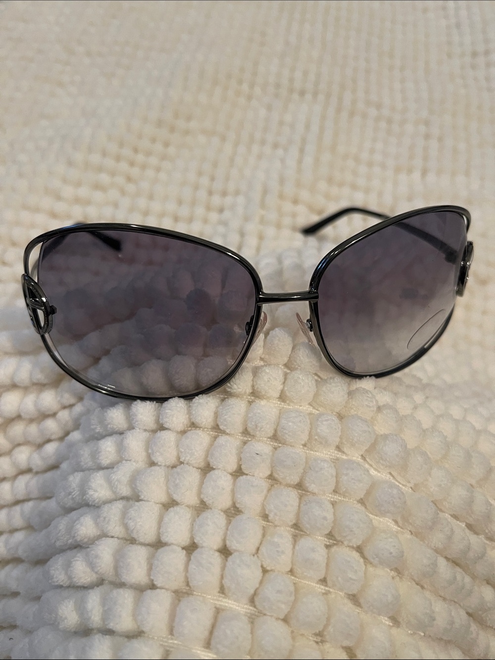 Giorgio Armani.  Black Metal Frame Sunglasses with Gradient Lenses. NWOT